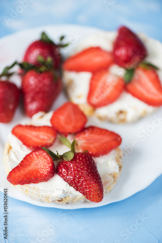 Strawberry sandwiches with ...