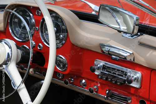 Obraz na plátně Oldtimer Armaturen