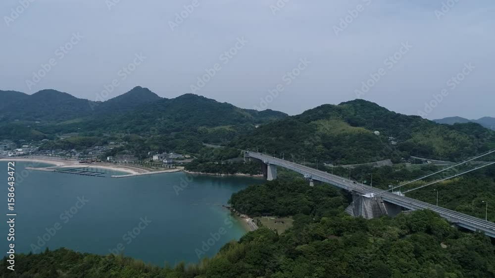 伯方・大島大橋と見近島 空撮(しまなみ海道) 伯方・大島大橋と見近島 空撮(しまなみ海道)