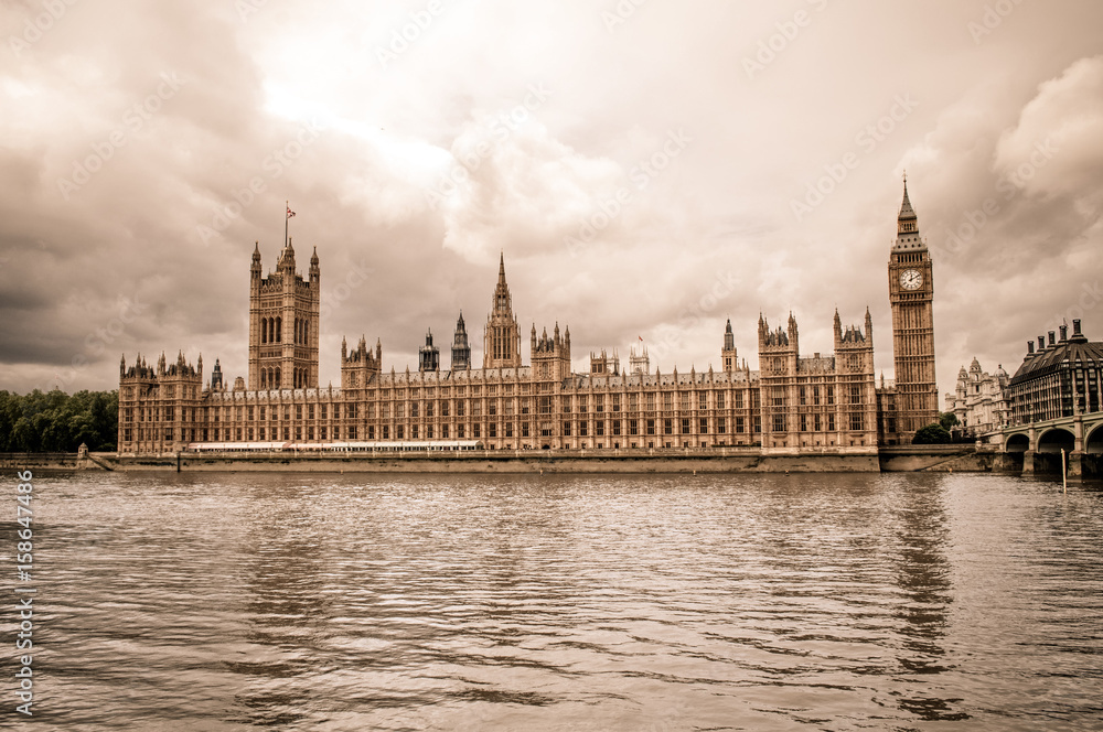 Palace of Westminster on the banks of the River Thames in London (United Kingdom)