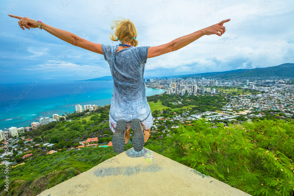 Diamond Head Hike Parking