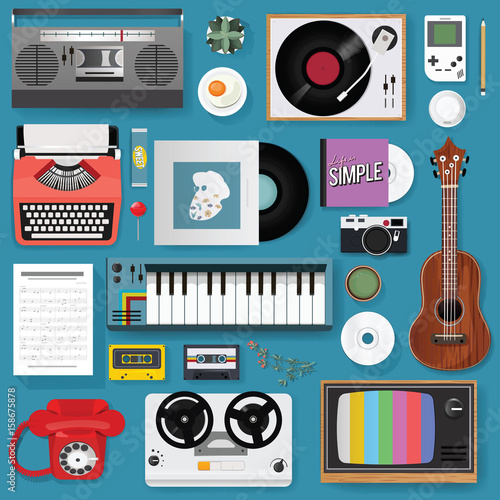 Retro Classic Entertainment Media Mixed Set Icon Illustration Vector