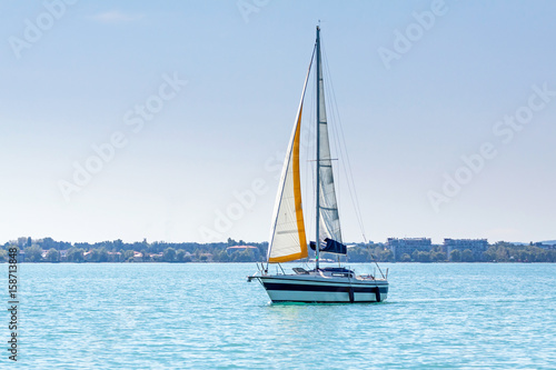 Obraz na płótnie Yachts on lake Balaton, Siofok, Hungary w salonie