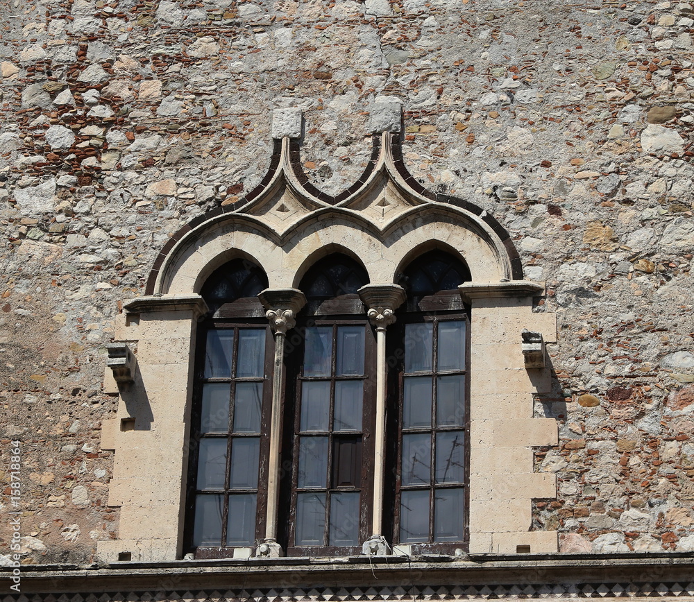 Taormina, palazzo antico Taormina, palazzo antico