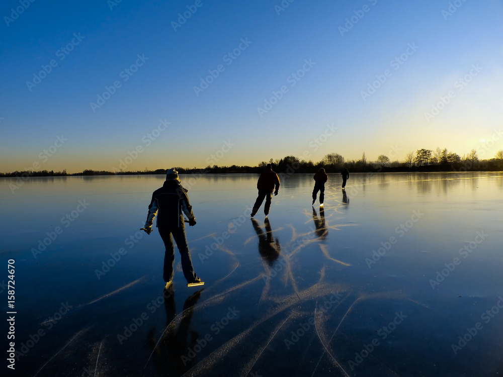 Ice skating Reeuwijk