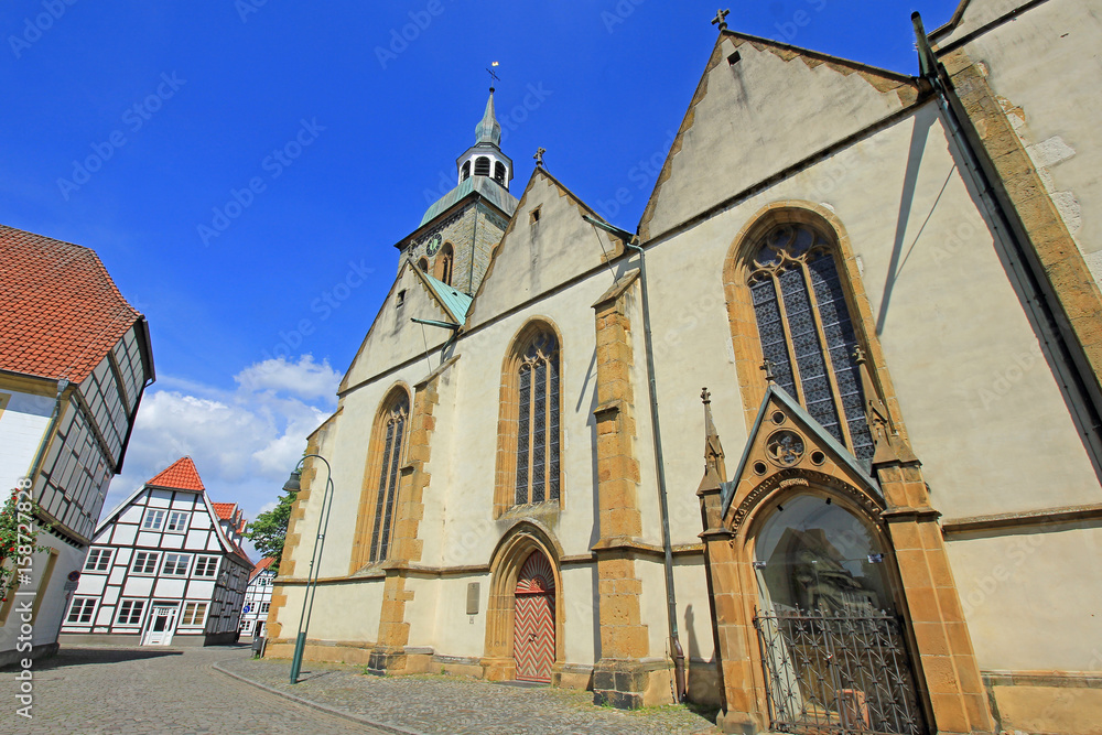 Obraz premium Rheda-Wiedenbrück: St.Aegidius-Kirche (13.Jh., Nordrhein-Westfalen)