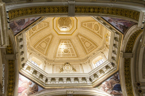 CAGLIARI  ITALIA - NOVEMBRE 9  2013  Particolare degli interni della cattedrale di Santa Maria Assunta e di Santa Cecilia del quartiere castello di Cagliari - Sardegna