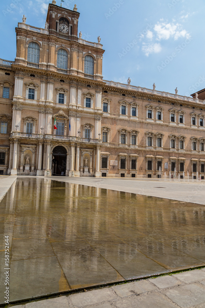 Palazzo Ducale Modena Emilia Romagna Italien