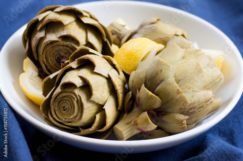 Boiled Artichokes with Lemon