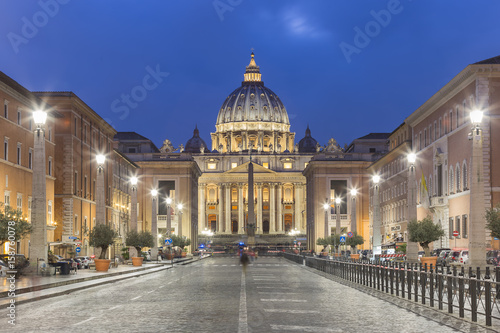 St. Peter's Square, Vatican, Rome, Italy © Thorsten Link
