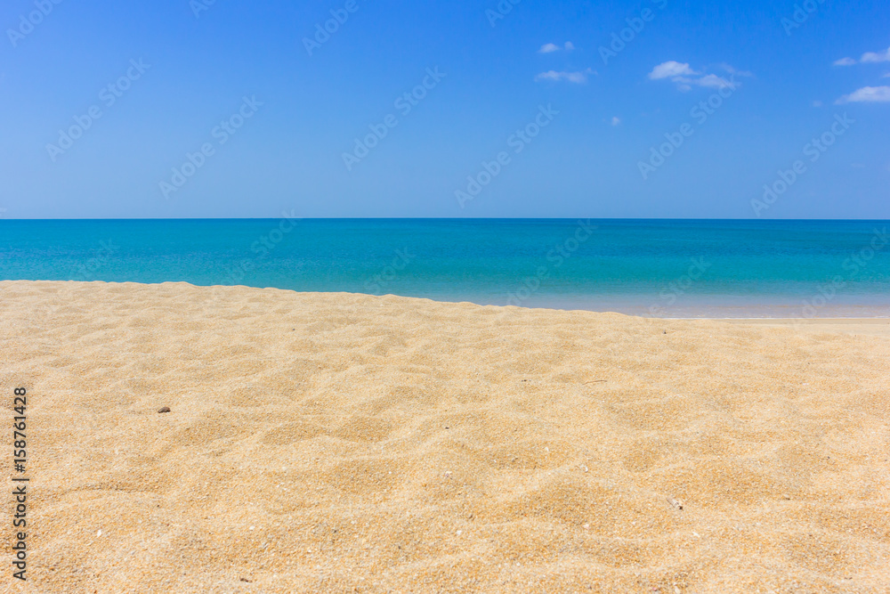 Obraz premium seascape view and clouds