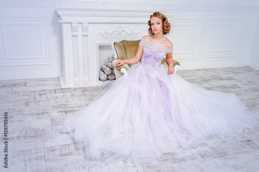Fototapeta premium dress with lush skirt