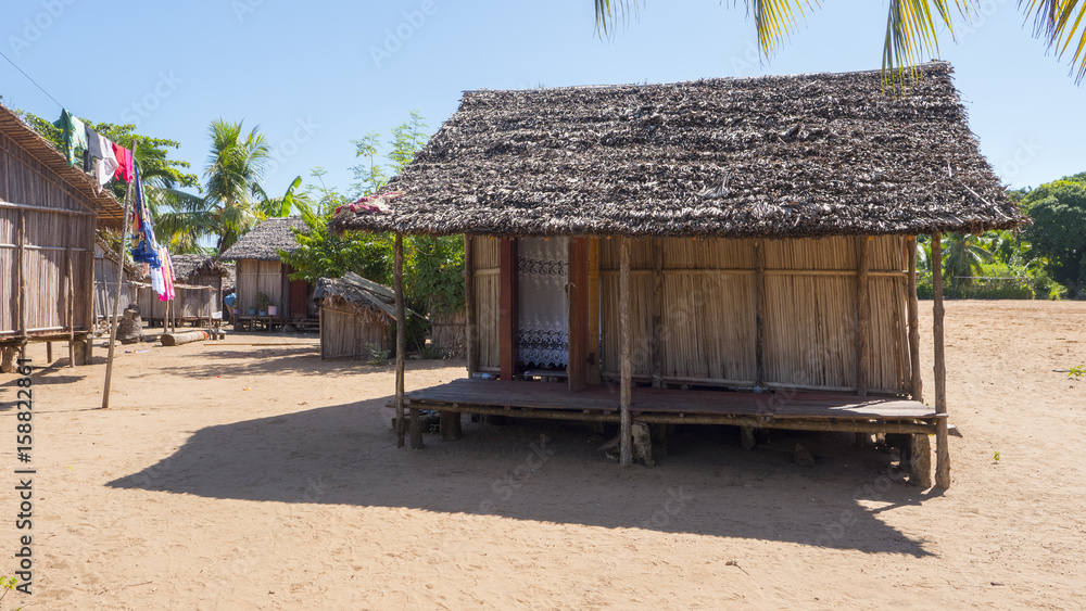 Tipica casa sulla spiaggia di Nosy Iranja, Madagascar
Tipica casa sulla spiaggia di Nosy Iranja, Madagascar