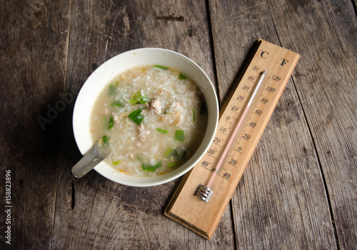 Boiled rice and mercury