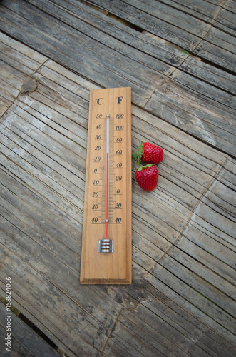 Mercury and strawberry