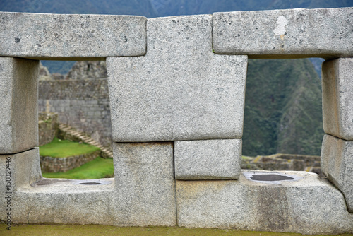 Fenêtres incas au Machu Picchu au Pérou