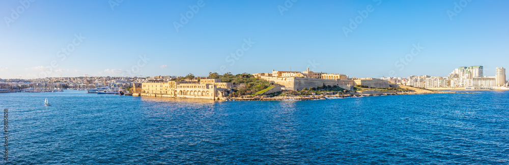 Malta Valletta - Sliema - Fort Manoel - xxl Panorama cityscape skyline