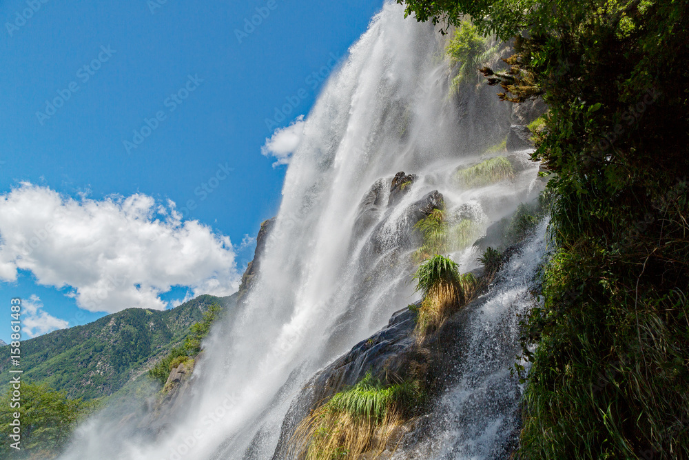 Cascate dell'Acqua Fraggia a Borgonuovo - Val Bregaglia (IT) Stock Photo |  Adobe Stock