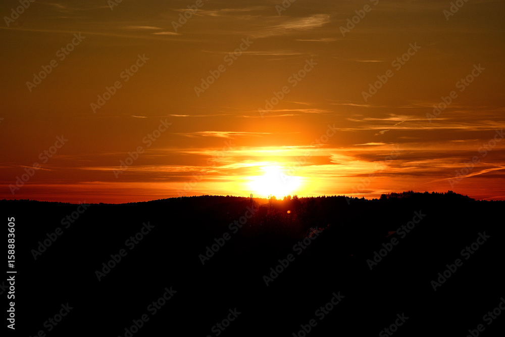 Setting sun during sunset