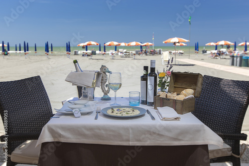 seafood, mussels, pasta, food, dish, meal, plate, cuisine, spaghetti, lunch, sauce, italian