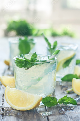 Chilled mint lemonade