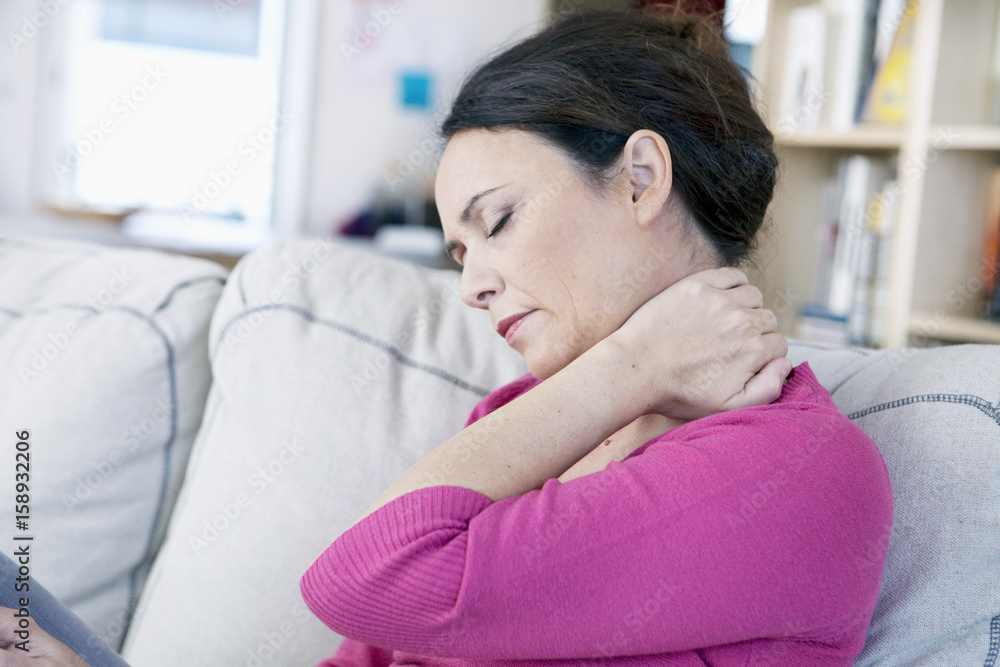 Cervicalgia in a woman Cervicalgia in a woman