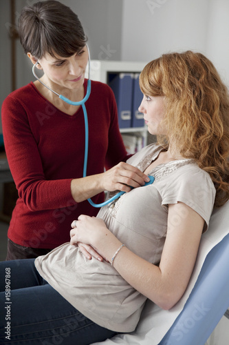 Auscultation  woman