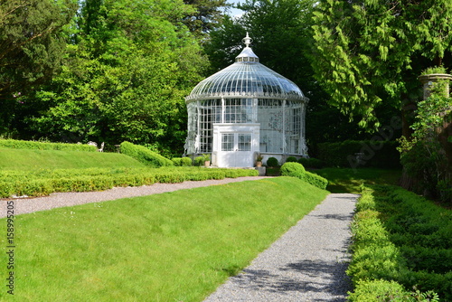 Schilderij op canvas The gardens at Woodstock in Ireland