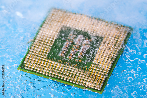 Obraz na płótnie Frozen micro chip