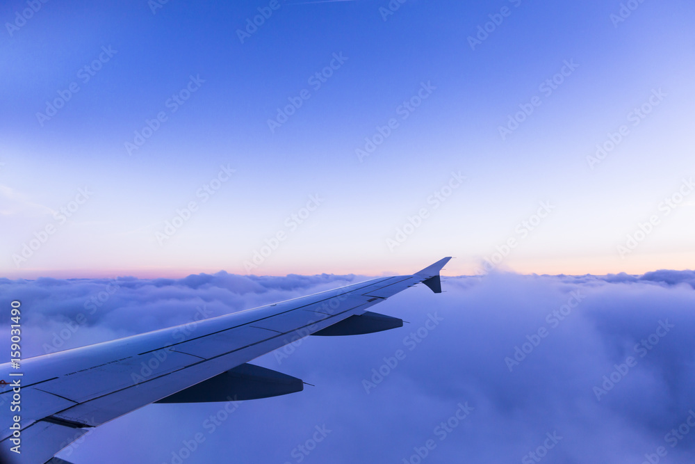 über den Wolken schweben über den Wolken schweben
