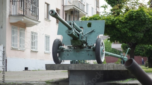 Artillery cannon of the 2nd World War on a commemorative pedestal in the center of Nalchik.