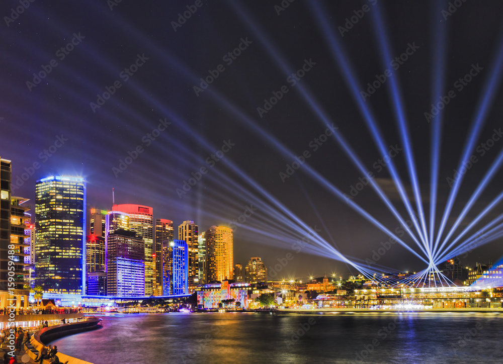 Fototapeta premium Sy Vivid 17 Circ CBD Fr Op Beams