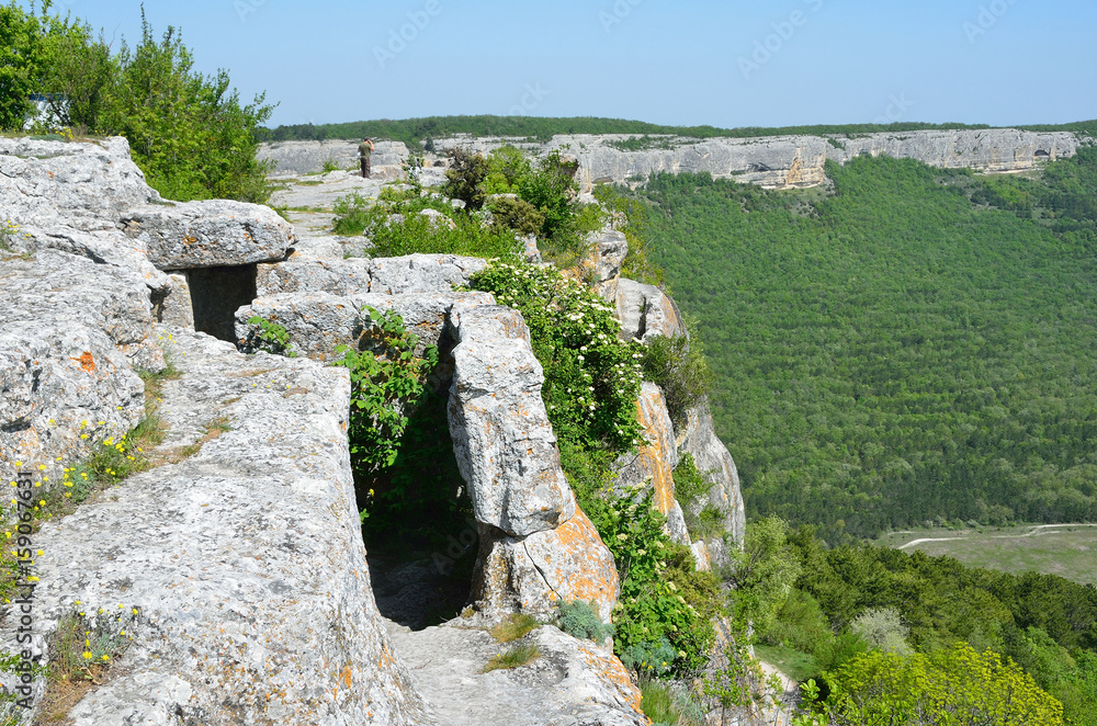 Крым, пещерный город Мангуп-Кале