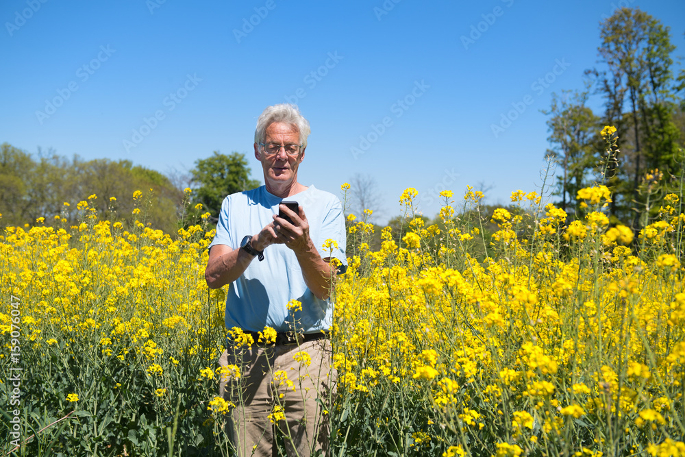 Man with mobile phone Man with mobile phone