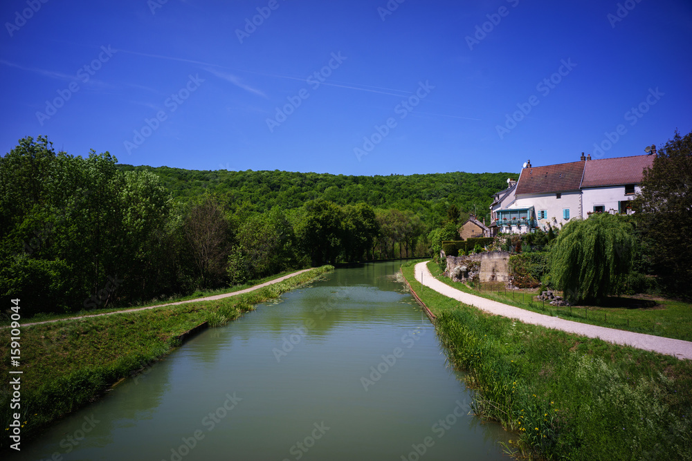F, Burgund, la Bussière-sur-Ouche, Am Canal de Bourgogne