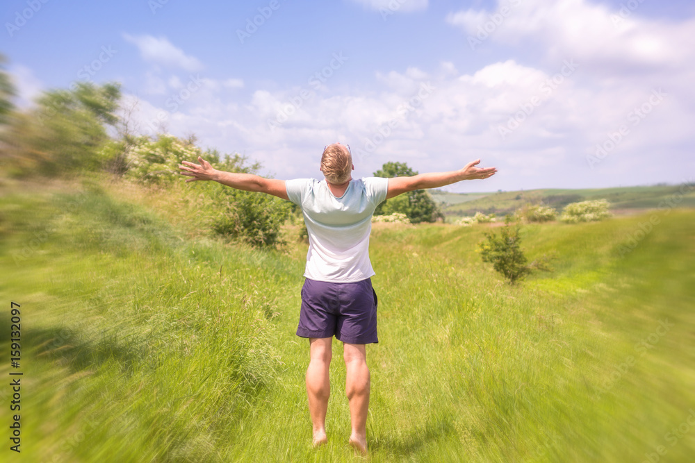 Ein Gefühl von Freiheit in der Natur Ein Gefühl von Freiheit in der Natur