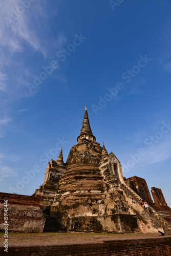 タイ・アユタヤ遺跡の ワット・プラ・シー・サンペットの仏塔 © hit1912