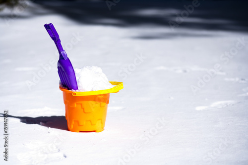 Snow bucket