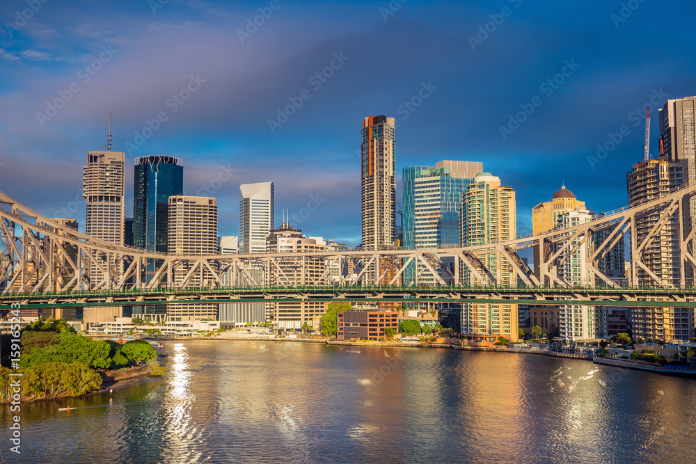 Brisbane city skyline and Brisbane river