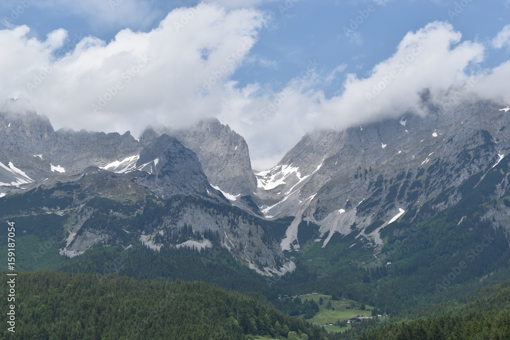 Obraz premium Ausblick zum Ellmauer Tor in Österreich