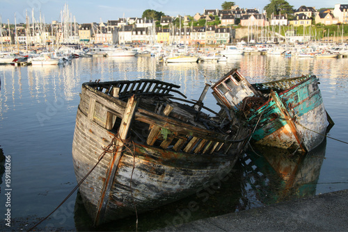 antiche barche in secca
