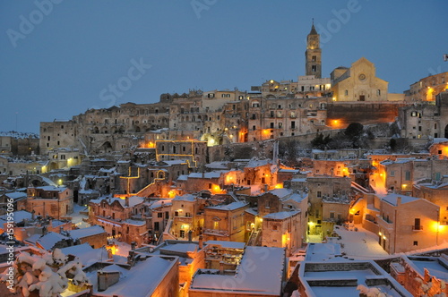 Matera - Il Sasso Barisano e la Civita con la neve