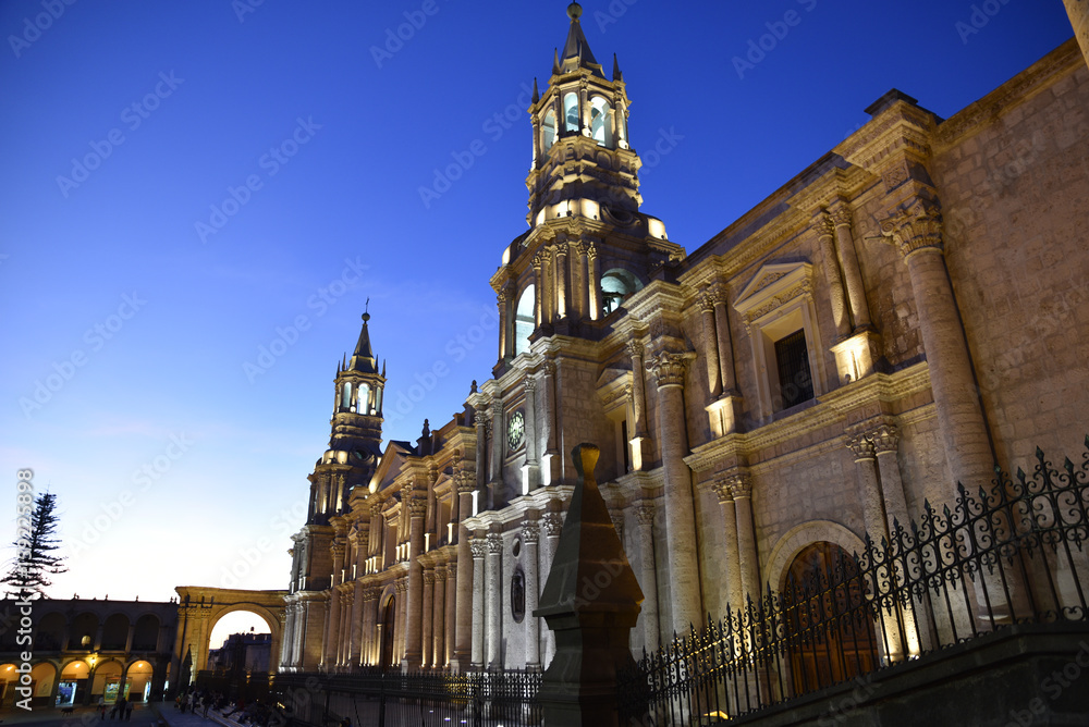 Cathédrale coloniale plaza de Armas à Arequipa au Pérou