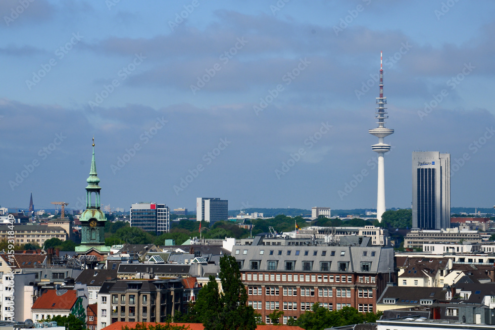 Obraz premium Ausblick über Hamburg aus dem Geschäftshaus Steindamm 94