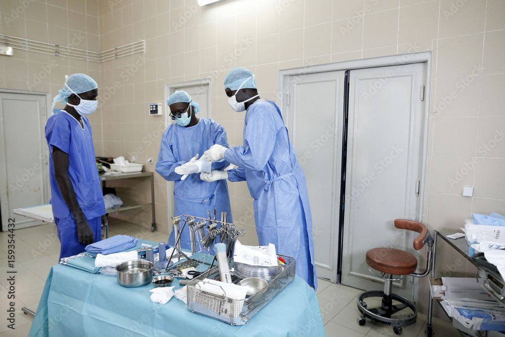 SURGERY IN AFRICA SURGERY IN AFRICA
