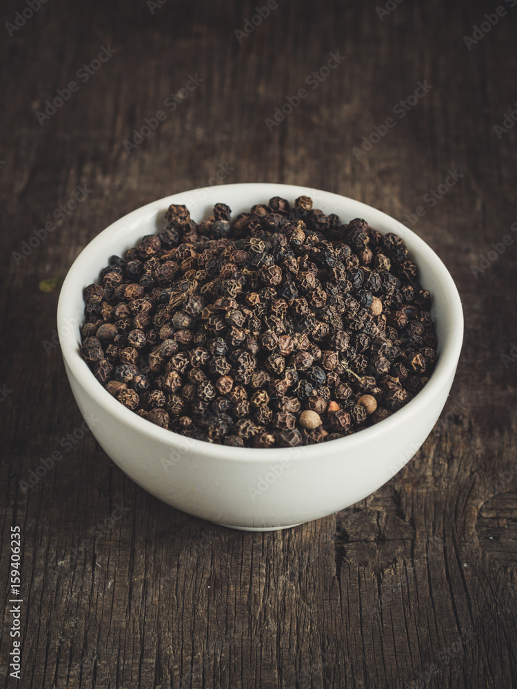 Black pepper peas - flavored spices Black pepper peas - flavored spices