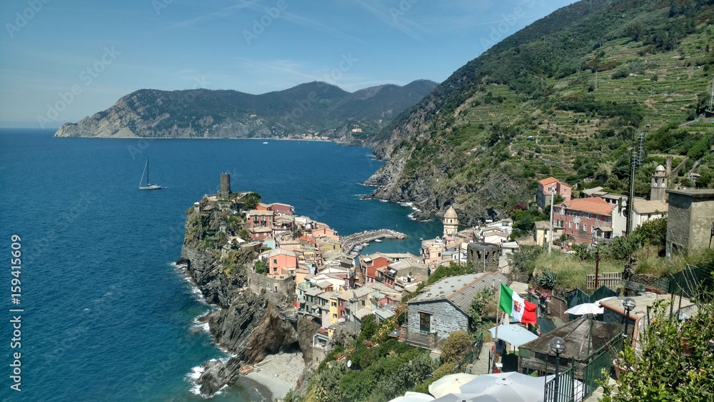 Naklejka premium Miasteczko nad morzem widziane z góry