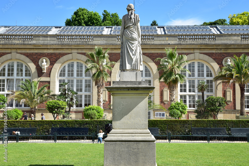 Fototapeta premium Orangerie du jardin du Luxembourg à Paris