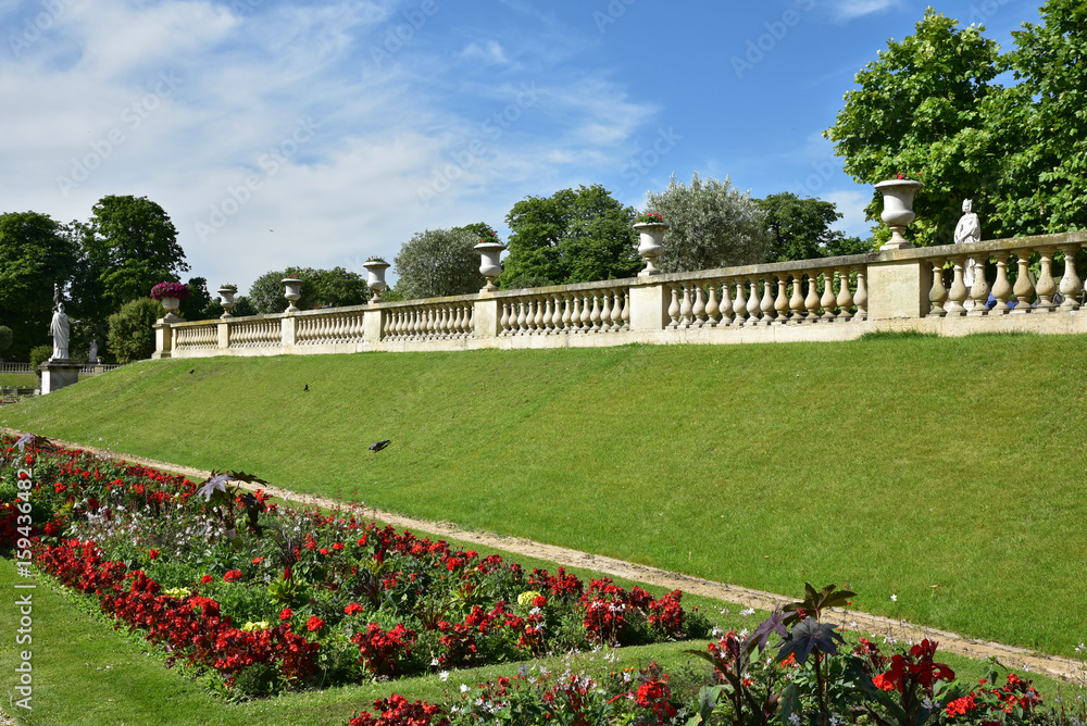 Terrasse de jardin du Luxembourg à Paris