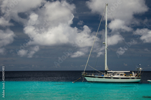 Segelboot vor Anker